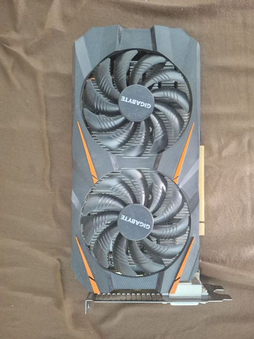 Продам видеокарту GeForce GTX 1060 3 gb