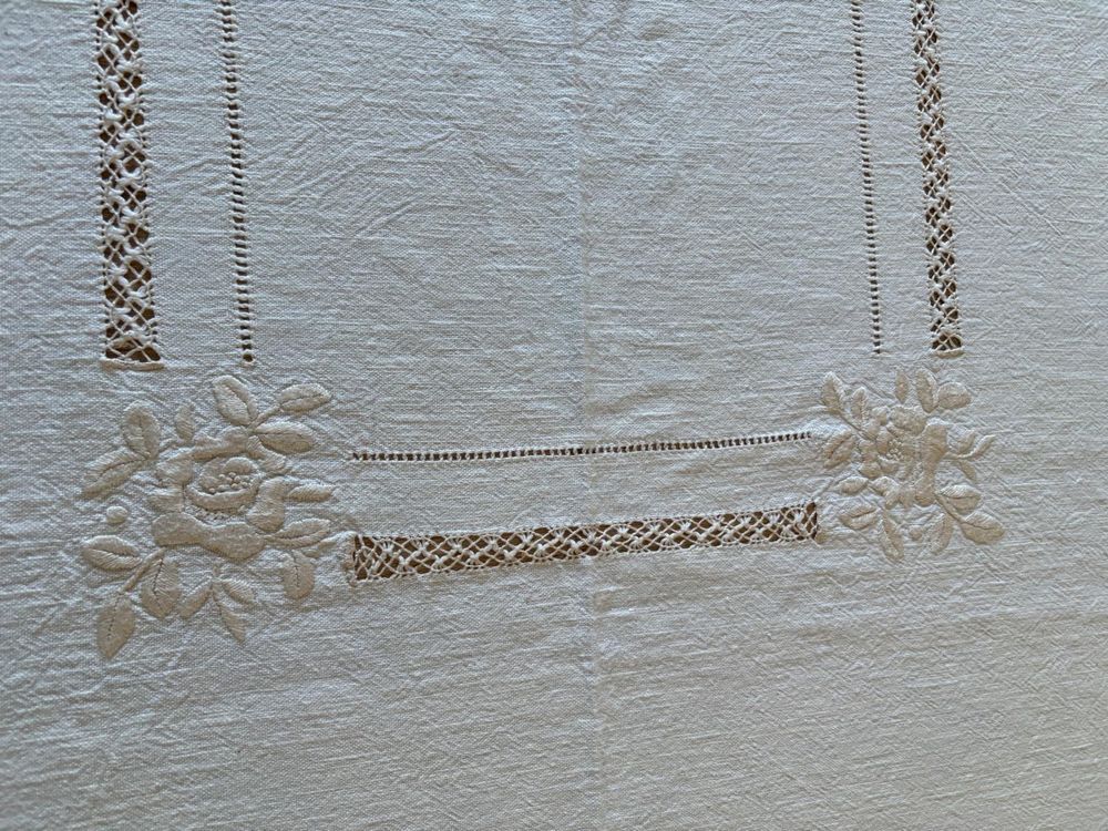 Toalha de mesa em croché