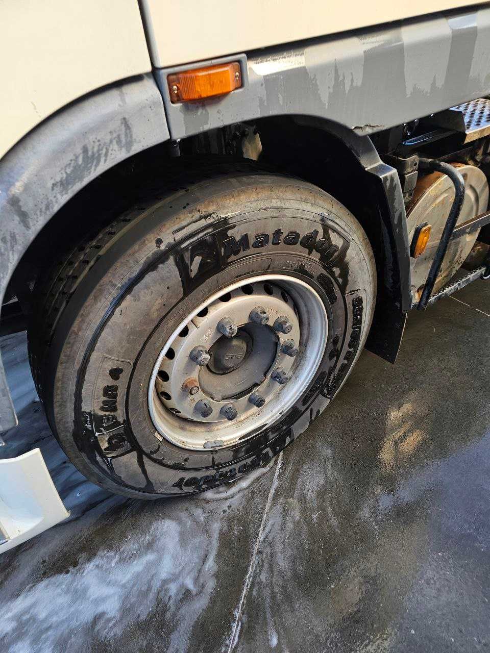 DAF 95 Super Space. стоит GPS-трекер