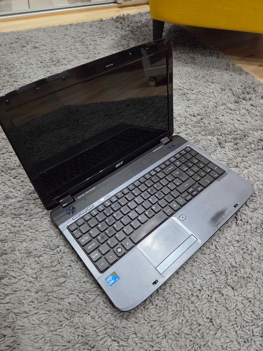 Acer Aspire 5740 - i3/3 GB/ładowarka