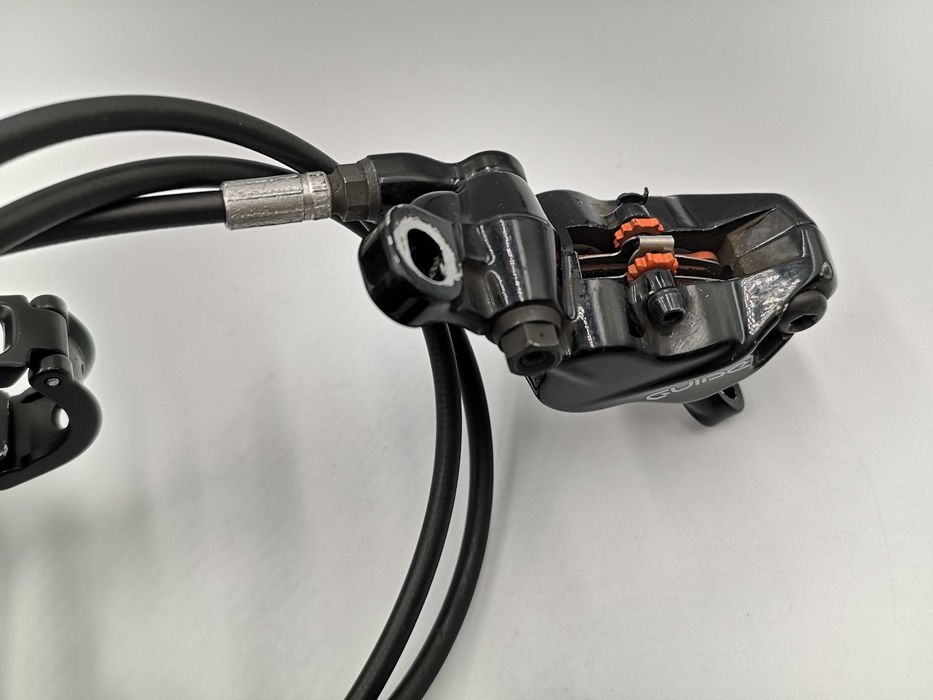 Hamulce SRAM GUIDE RS / komplet