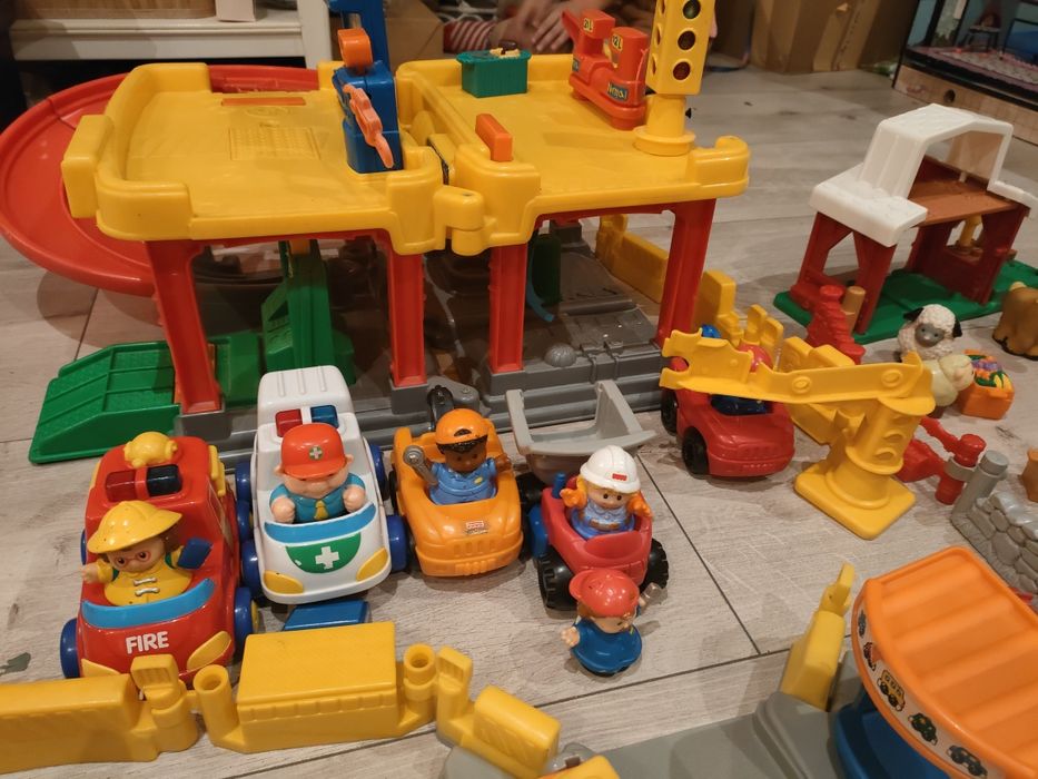Zestaw Fisher Price Little People
