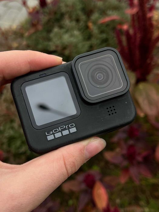 Екшн-камера GoPro Hero 9 з великим комплектом