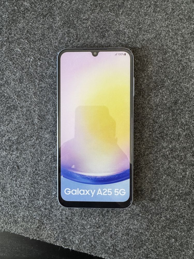 Atrapa telefonu Samsung a25