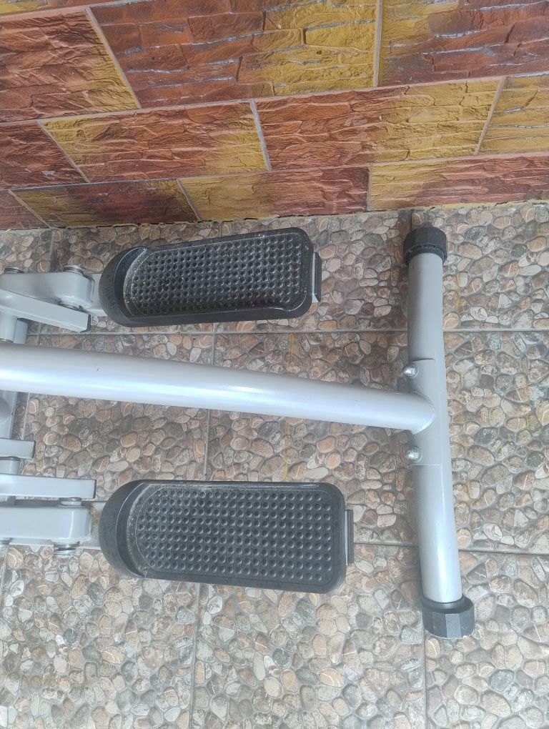 Orbitrek do ćwiczeń Nordie Walking crosstrainer