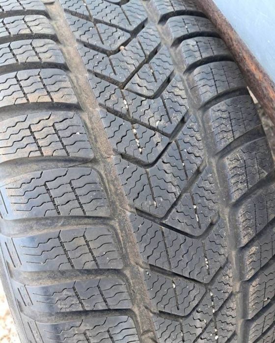 Opony Pirelli Sottozero 3 225/45R18 DOT4420