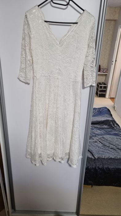 Suknia ślubna koronkowa