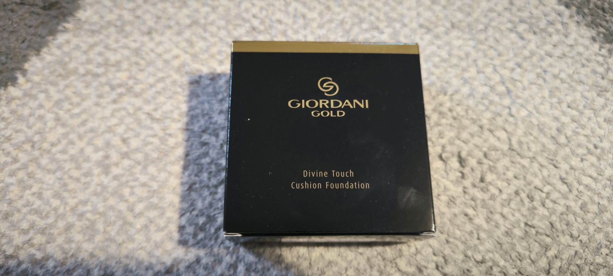 Podkład w poduszeczce Giordani gold light ivory Unikat