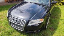 Maska Przód Audi A4 B7 Czarna LZ9Y
