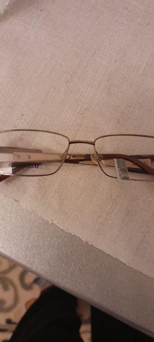 Armação  de óculos/NOVA
