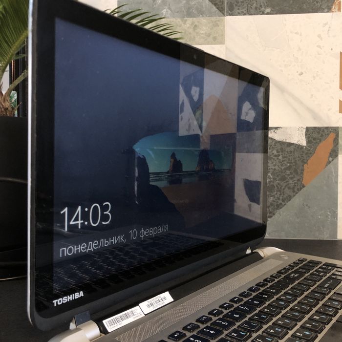 TOSHIBA SATELLITE S55T-B5150 робочий, Core i7 | 16 ГБ ОЗП | SSD 256 ГБ