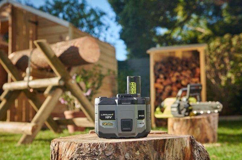 Акумулятор Ryobi ONE+ RB18120T High Energy Lithium+ 18В 12А·год