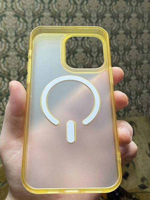 Чехол iPhone 15 pro max в идеальном состаяние