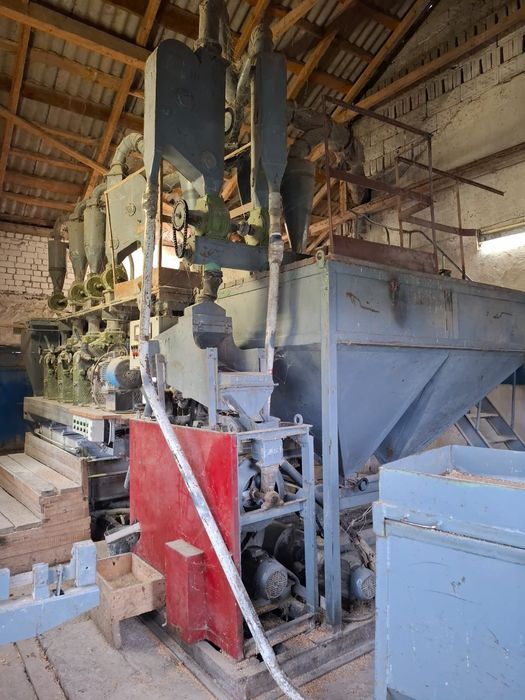 Продаж млина у гарному стані