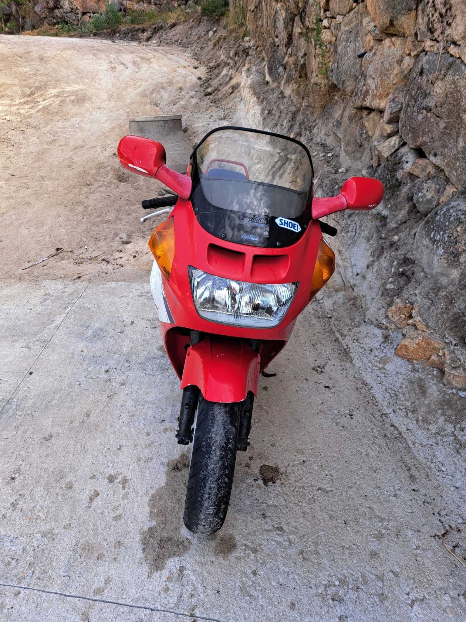 HONDA CBR 1000 F SC25 PARA PEÇAS