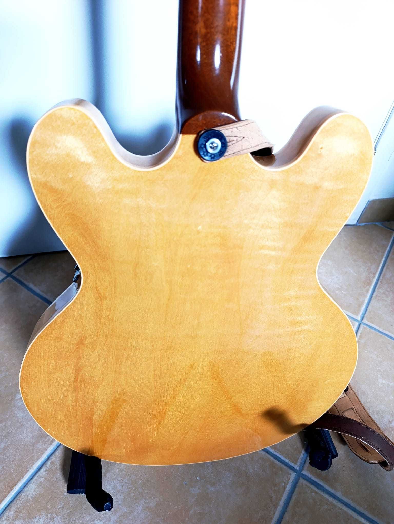Gibson ES335 Memphis Natural