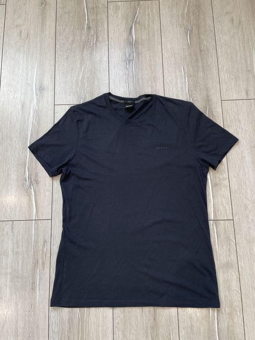 Чоловіча футболка hugo boss