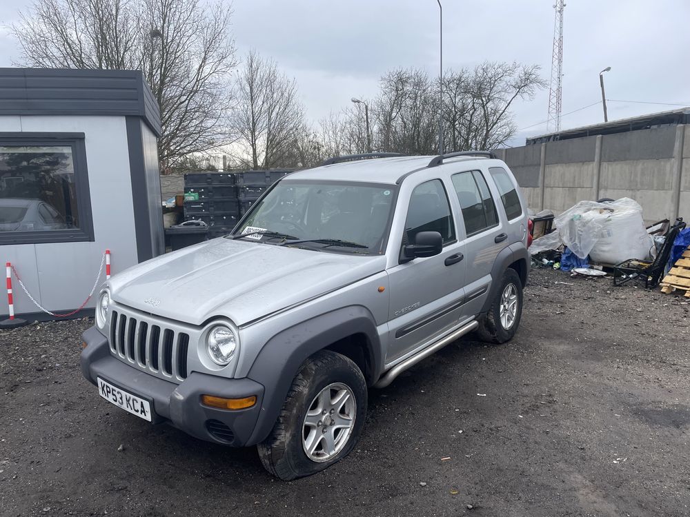 Jeep Cherokee CRD silnik 2.7D 2003r,Anglik z kluczykami