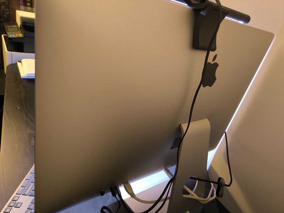 iMac Retina 5K 27-inch 2020 24Gb RAM/500Gb SSD