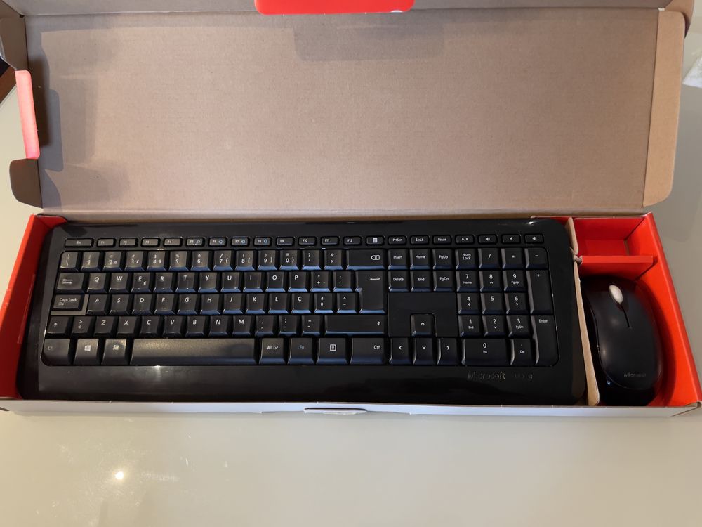 Teclado e Rato Microsoft Wireless Desktop 800