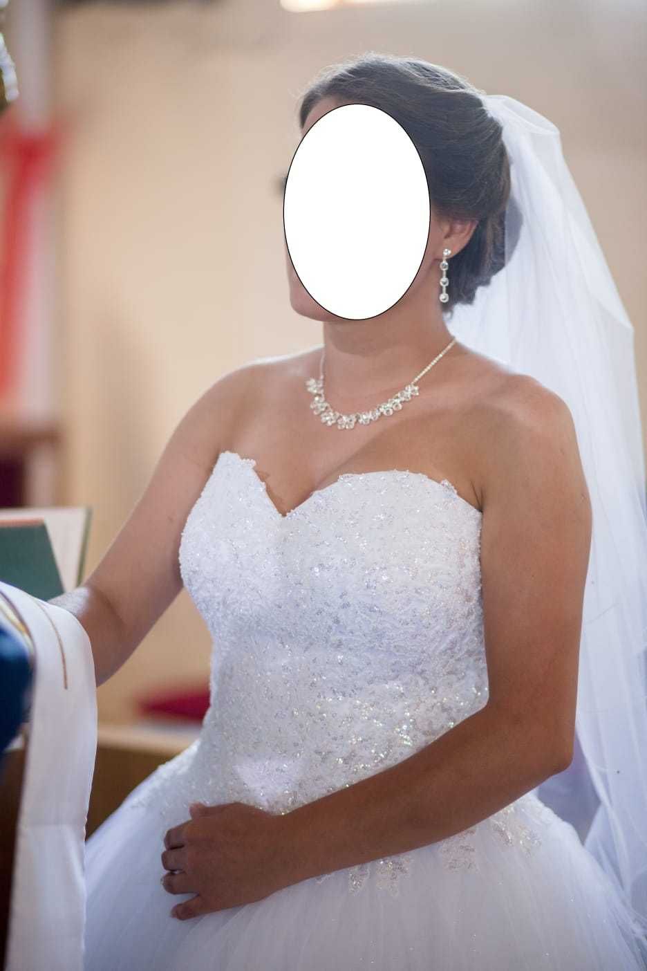 Sprzedam wyjątkową suknię ślubną 36-38rozmiar