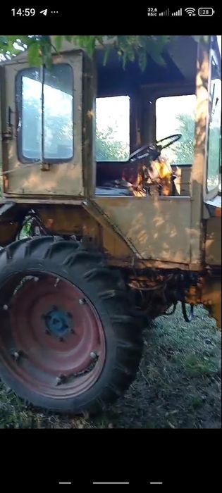 Продам трактор Т-25