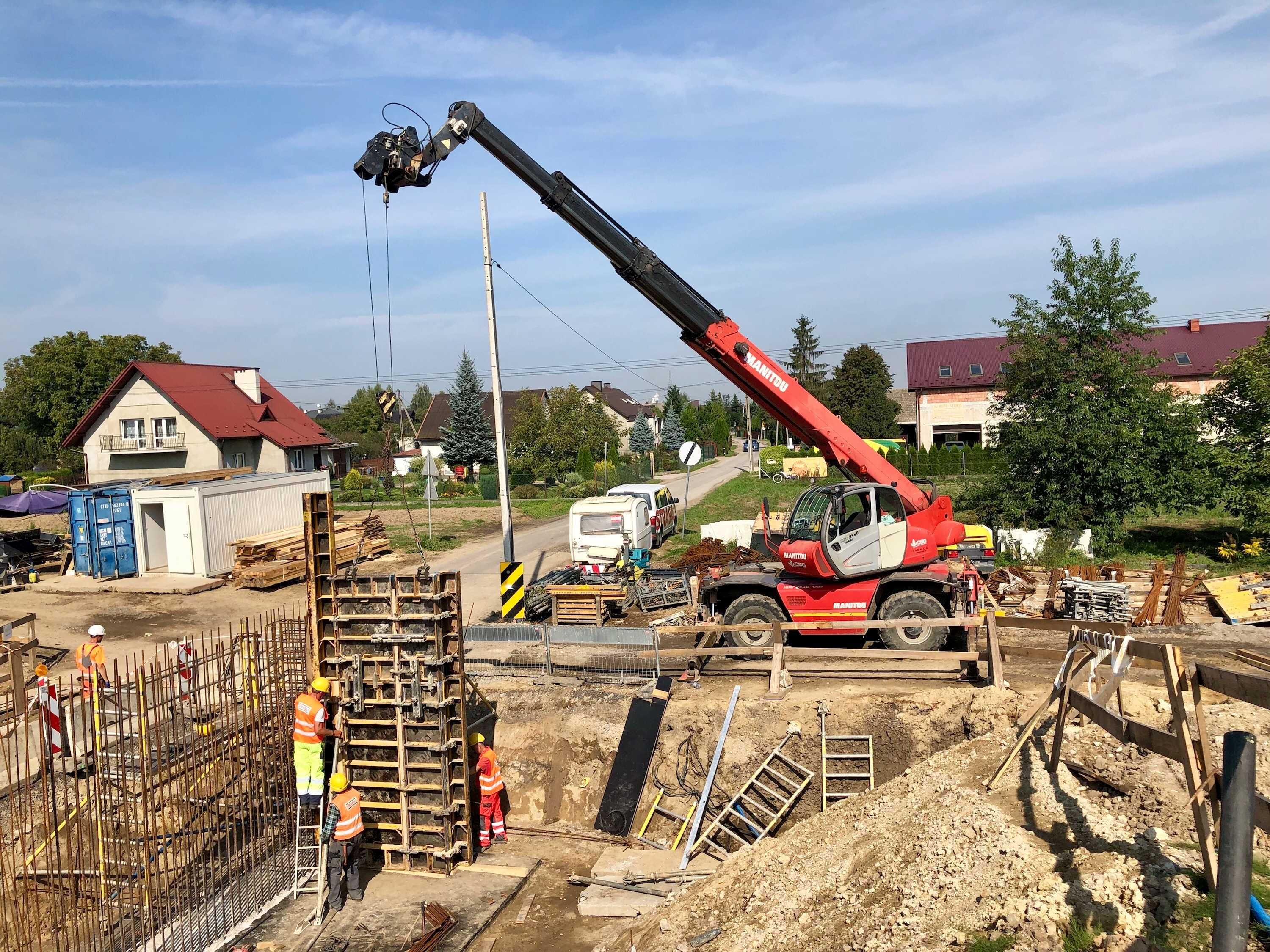 WYNAJEM Manitou MRT z operatorem ładowarka teleskopowa obrotowa roto