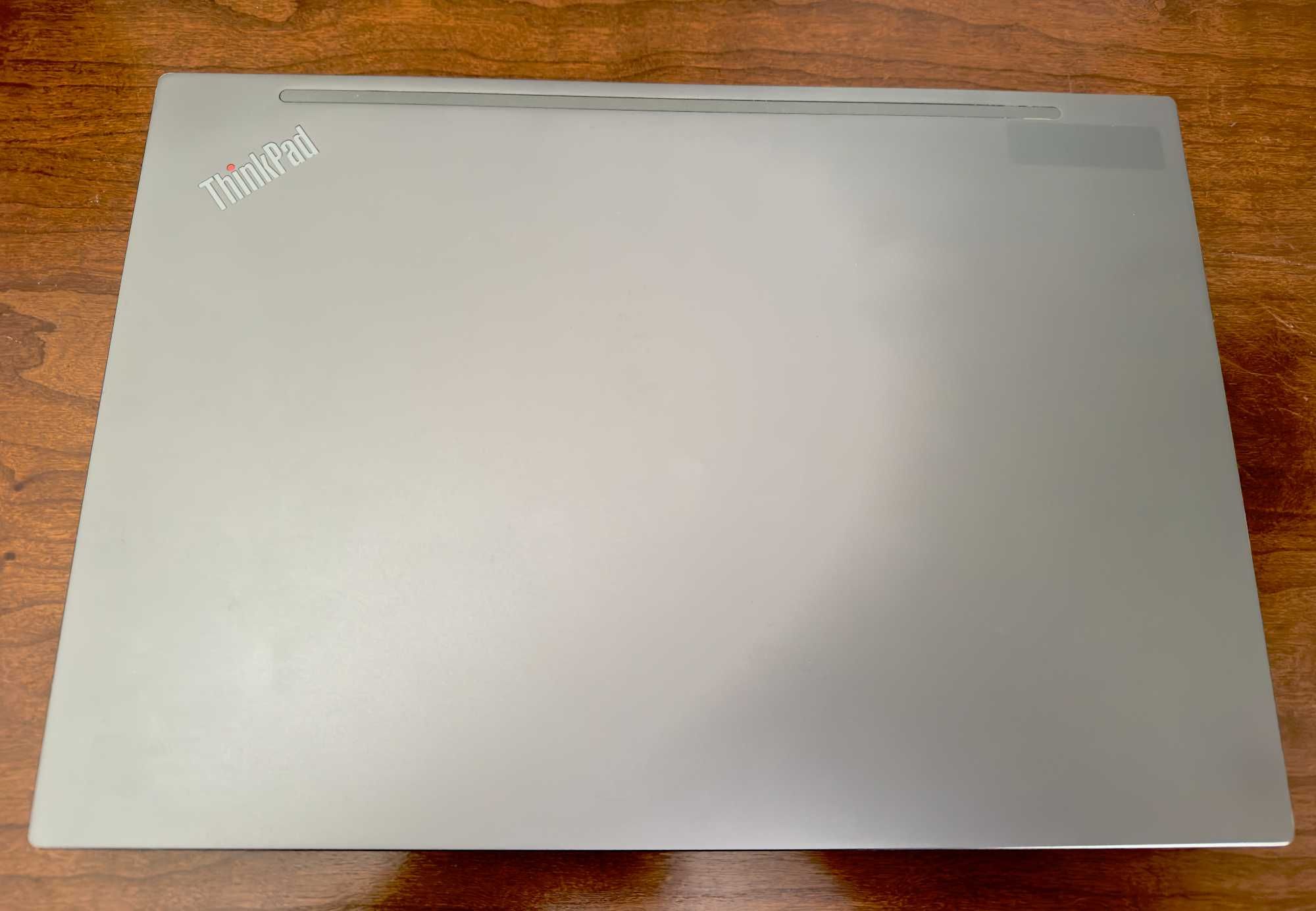 Lenovo ThinkPad T14 Gen2 14"FullHD Tactil/i5-1145G7/16G/256Gb/Garantia