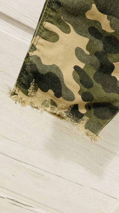 Spodnie moro C&A clockhouse