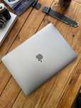 Macbook Air i5 16gb ram 256gb ssd