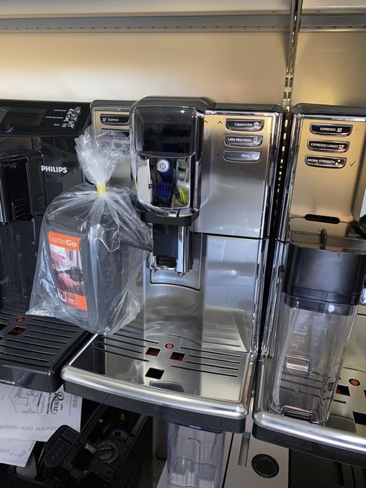 Кавоварка Saeco Philips, кофемашина.