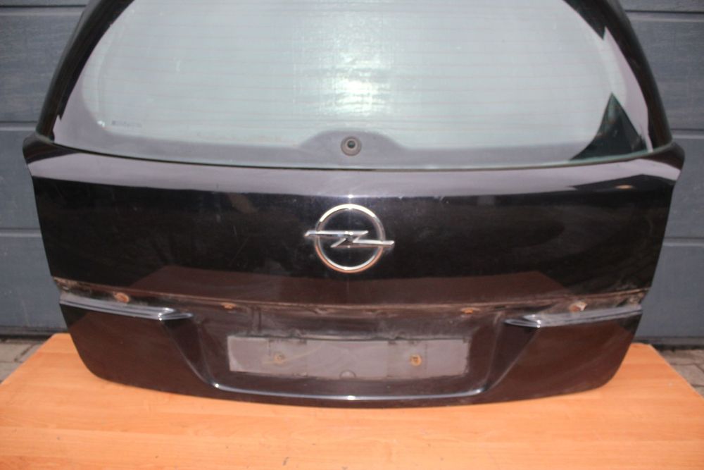 KLAPA BAGAŻNIKA OPEL ASTRA H KOMBI Z20R