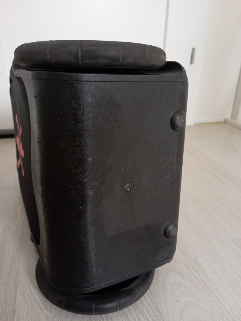 Tornister na kółkach dużych gumowych, plecak