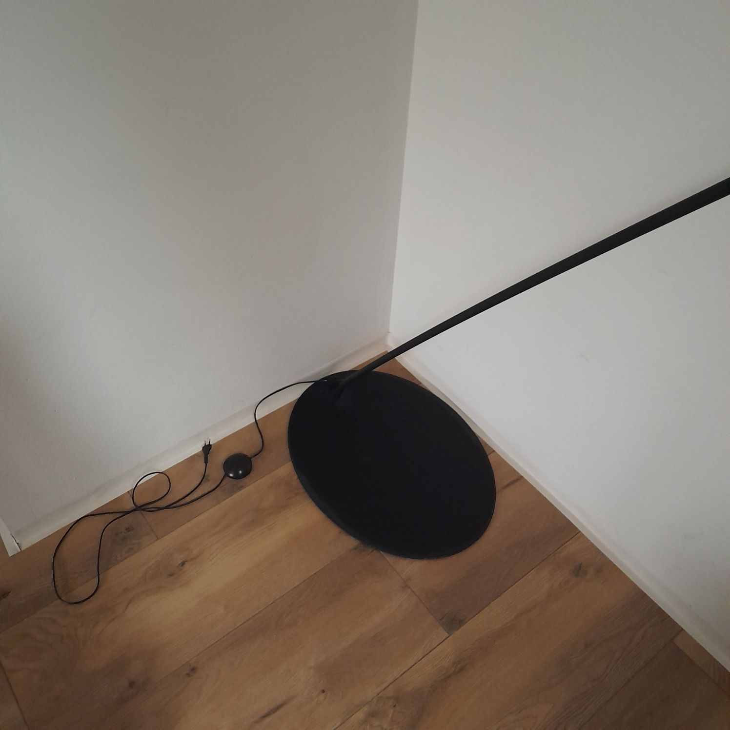 Duża lampa stojąca, szara (Novodworski 6818 Alice Gray)