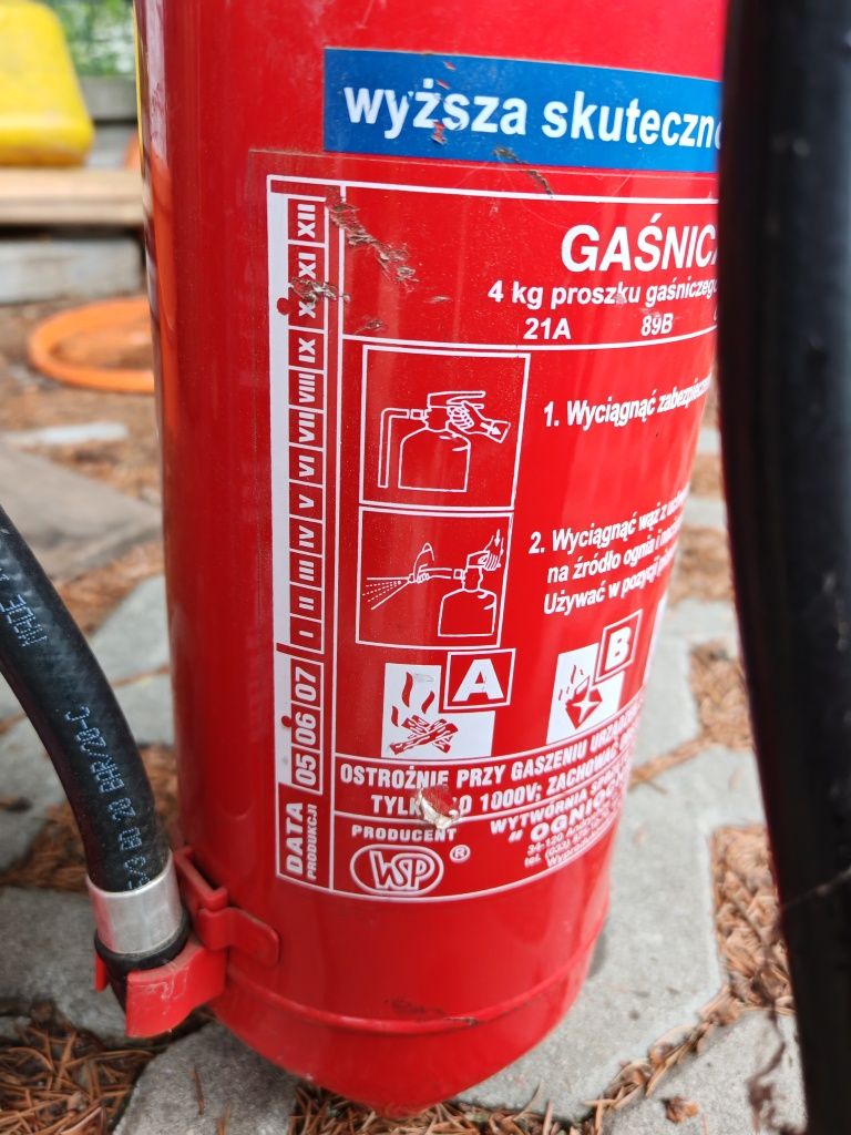 Gaśnice proszkowe 4kg,cena za 4szt.