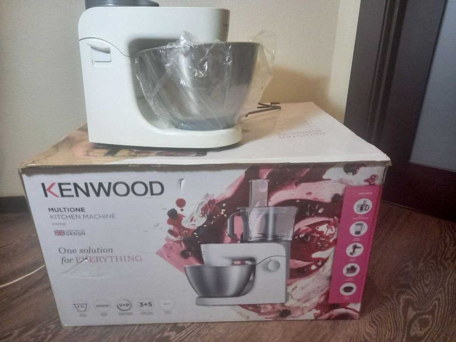 Продам кухонный комбайн Kenwood