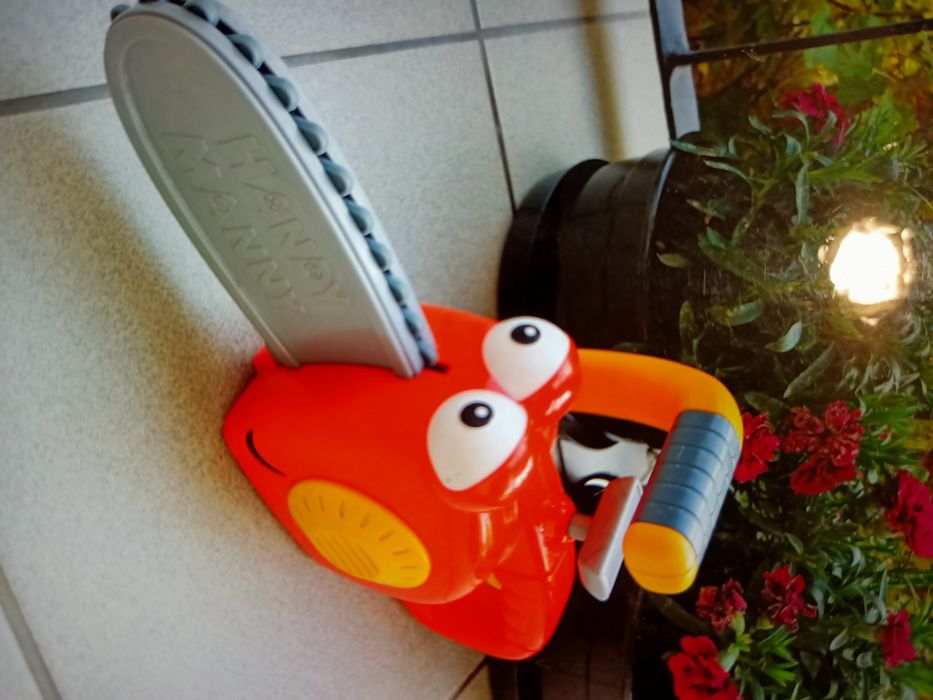 Zabawka piła elektryczna Maniek złota rączka Fischer Price dla chłopca