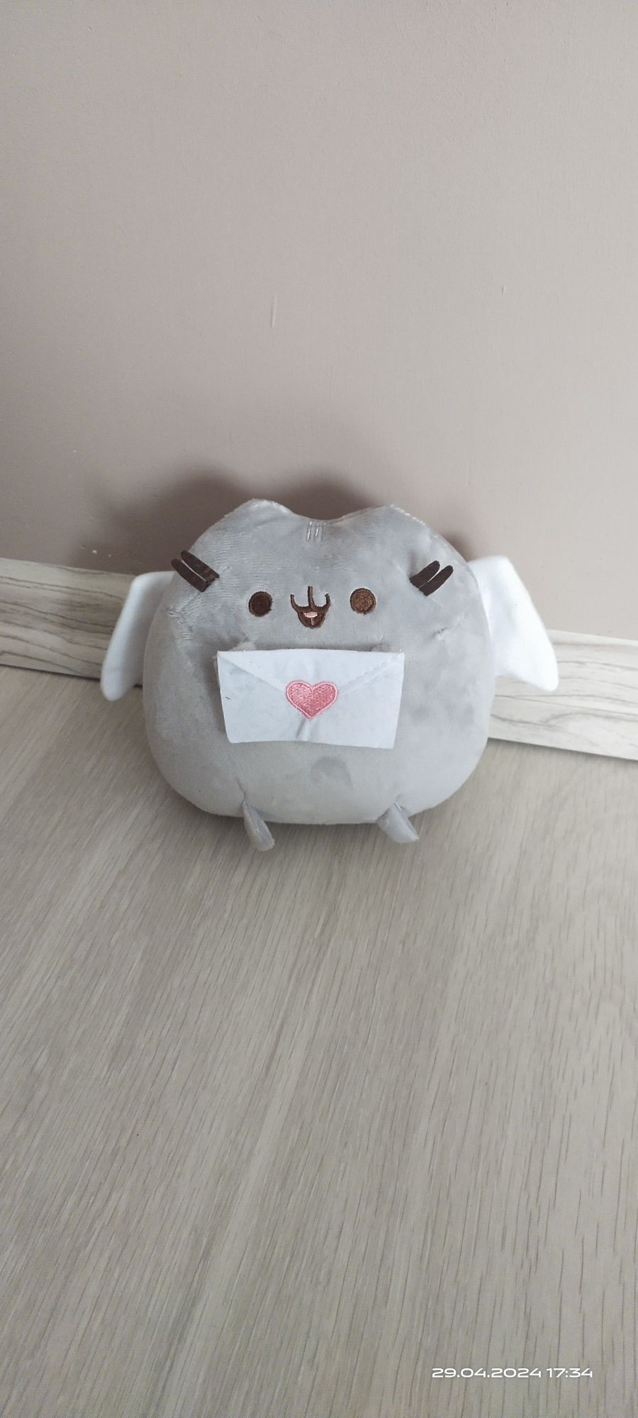 Maskotka Pusheen aniołek