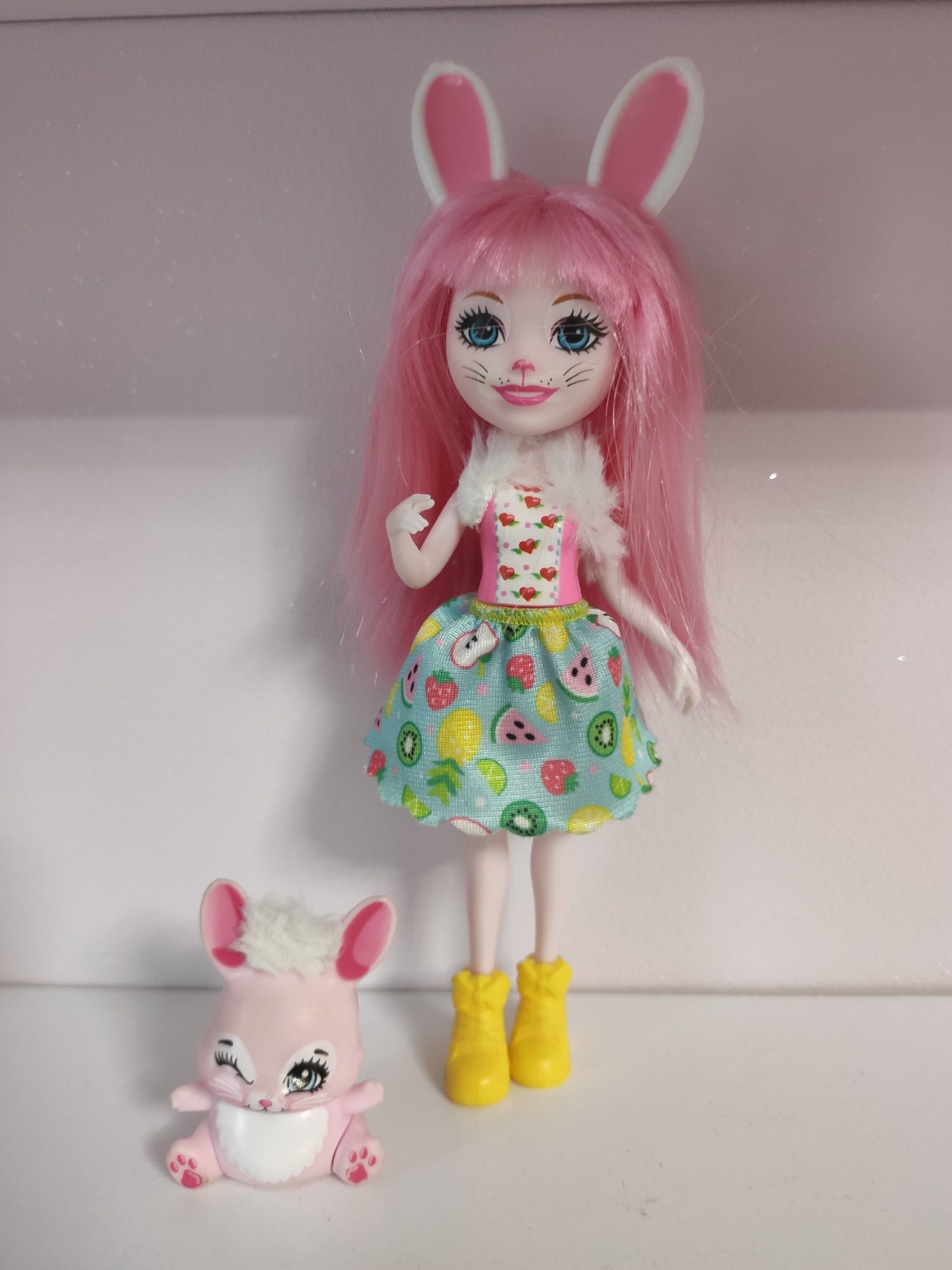 Lalki Enchantimals wilk, skunks, szop,lampart,królik