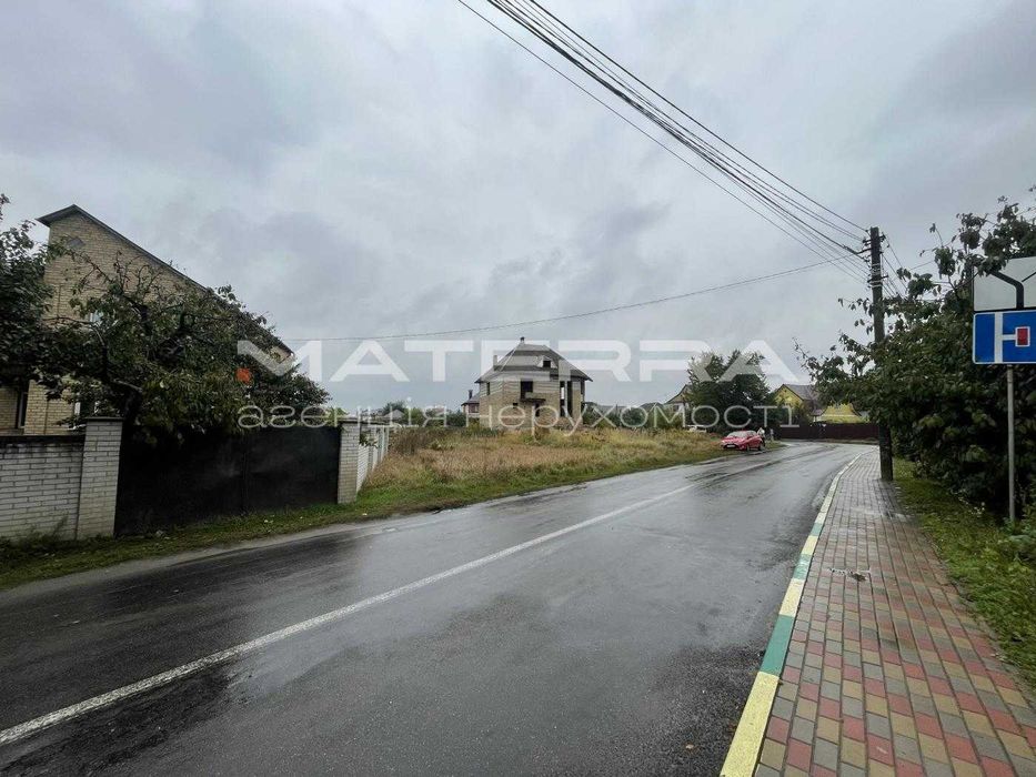 Гатне продам ділянку 15 сот з недобудовою. Асфальт, Озеро!