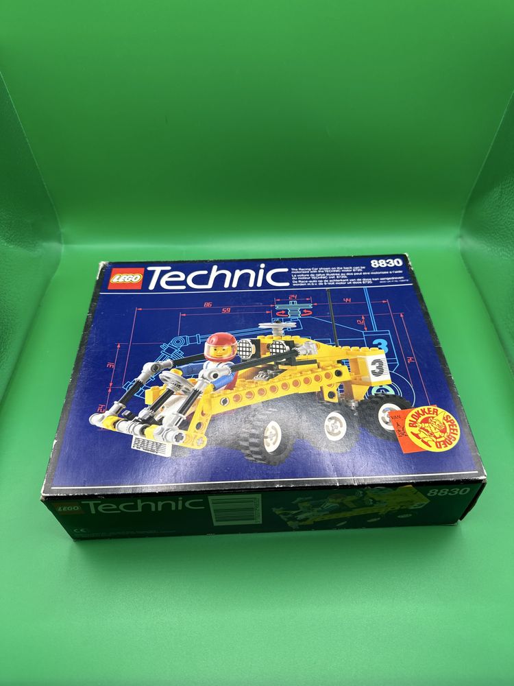 Zestaw lego 8830  Rally 6-Wheeler (Moon Buggy) Technic Model Race