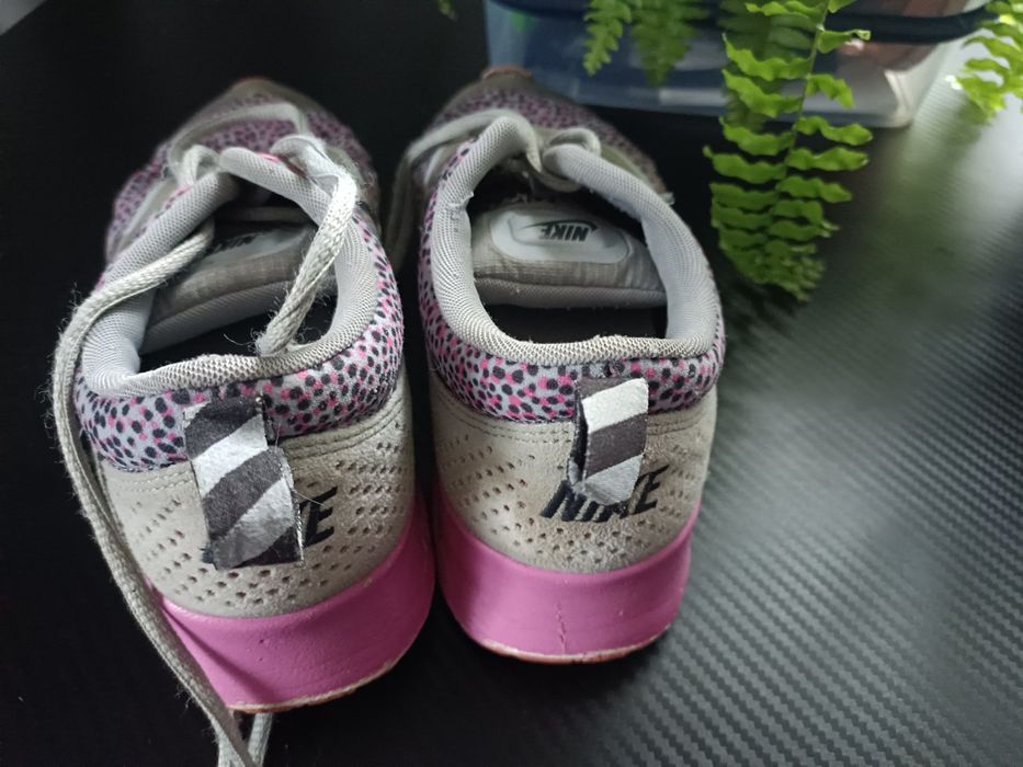 Buty dziewczece nike 36