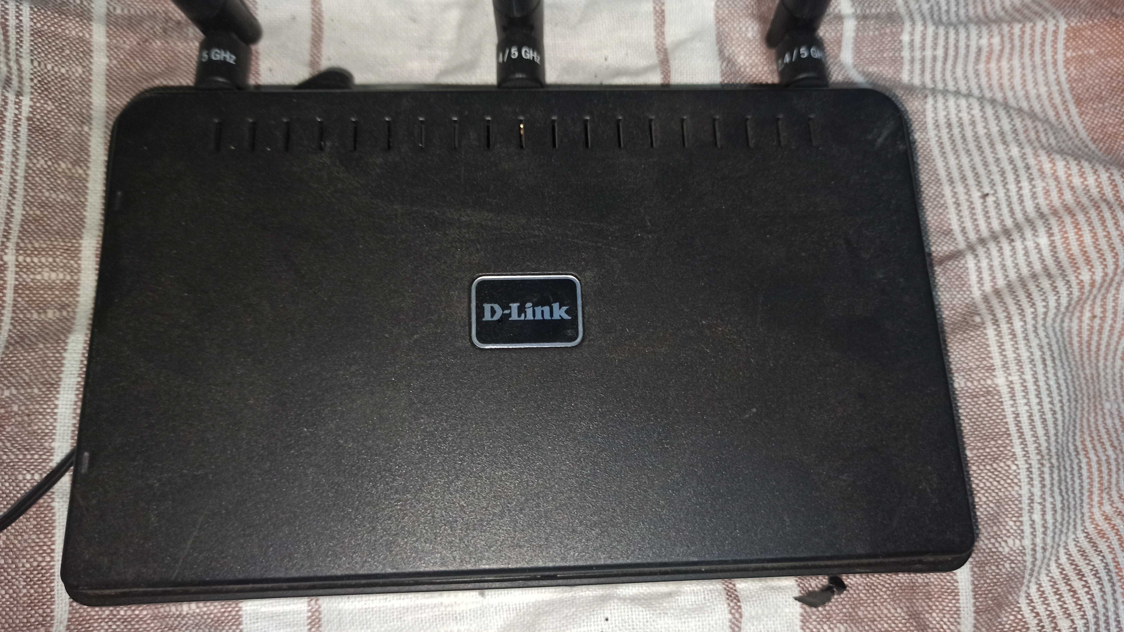 Роутер- 5G Точка доступа D-Link DAP-2553   две частоты 2,4 и 5 ГГц