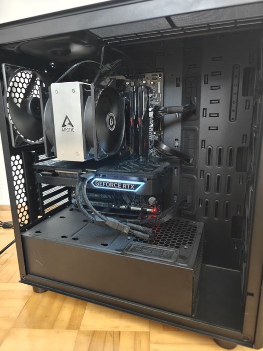 Komputer RTX 4070 SUPER, Ryzen 7 7700 3.8GHz, 16GB RAM 6000mHz MOCNY