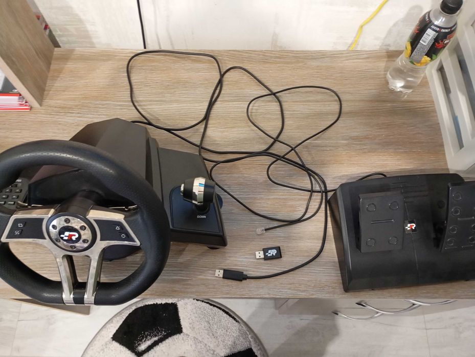 Ігровий руль з свектальною коробкою передач