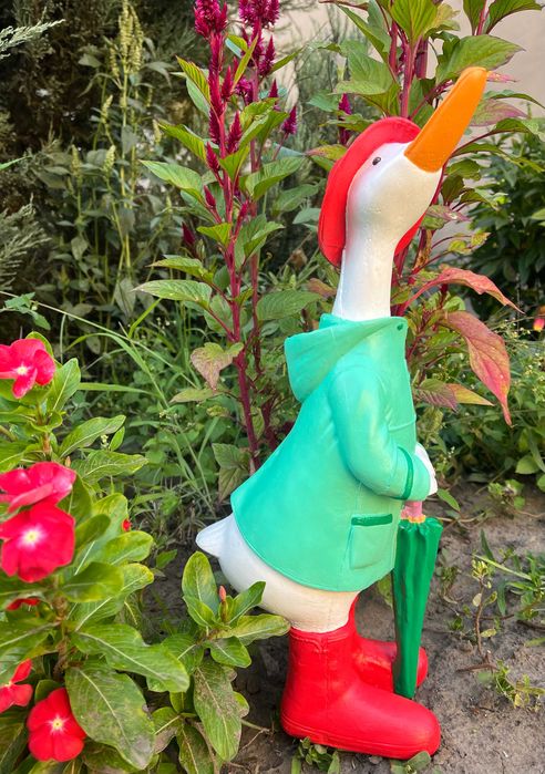 Декоративні фігурки для саду та дому.