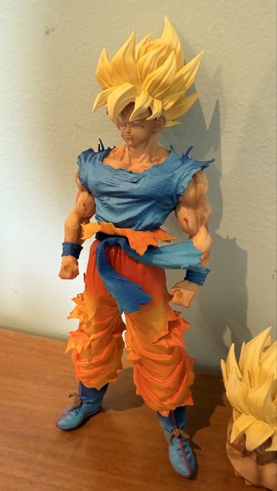 Figura Son Goku Super Sayain - Dragon Ball Z