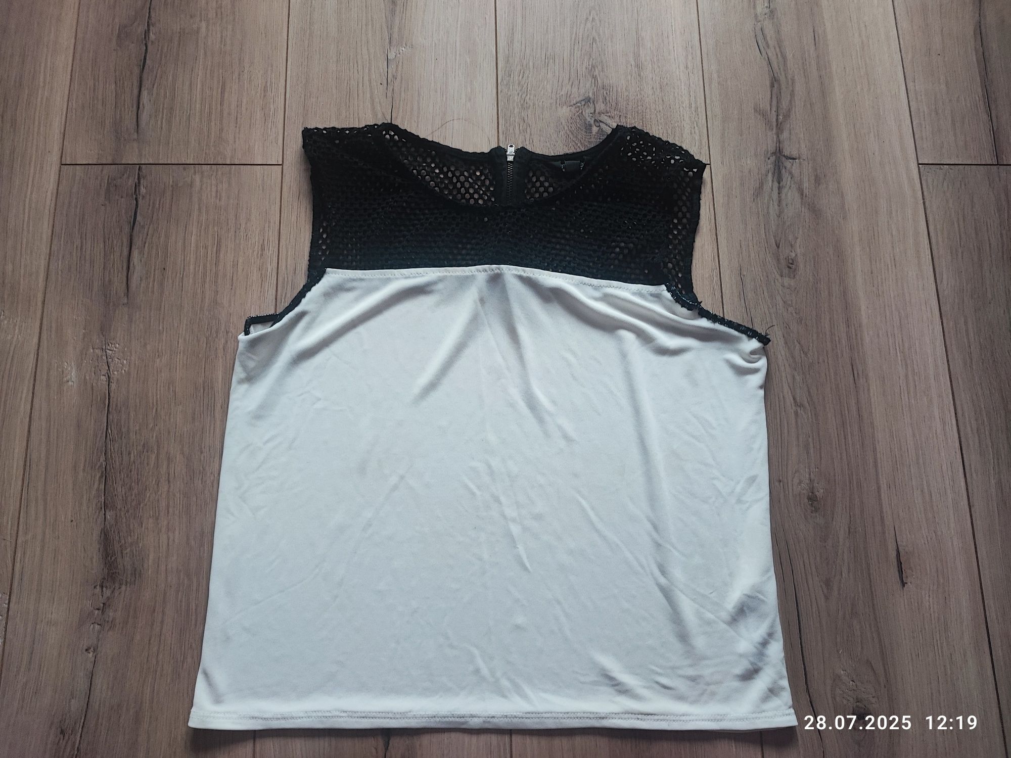 Bluzka z koronką Topshop S