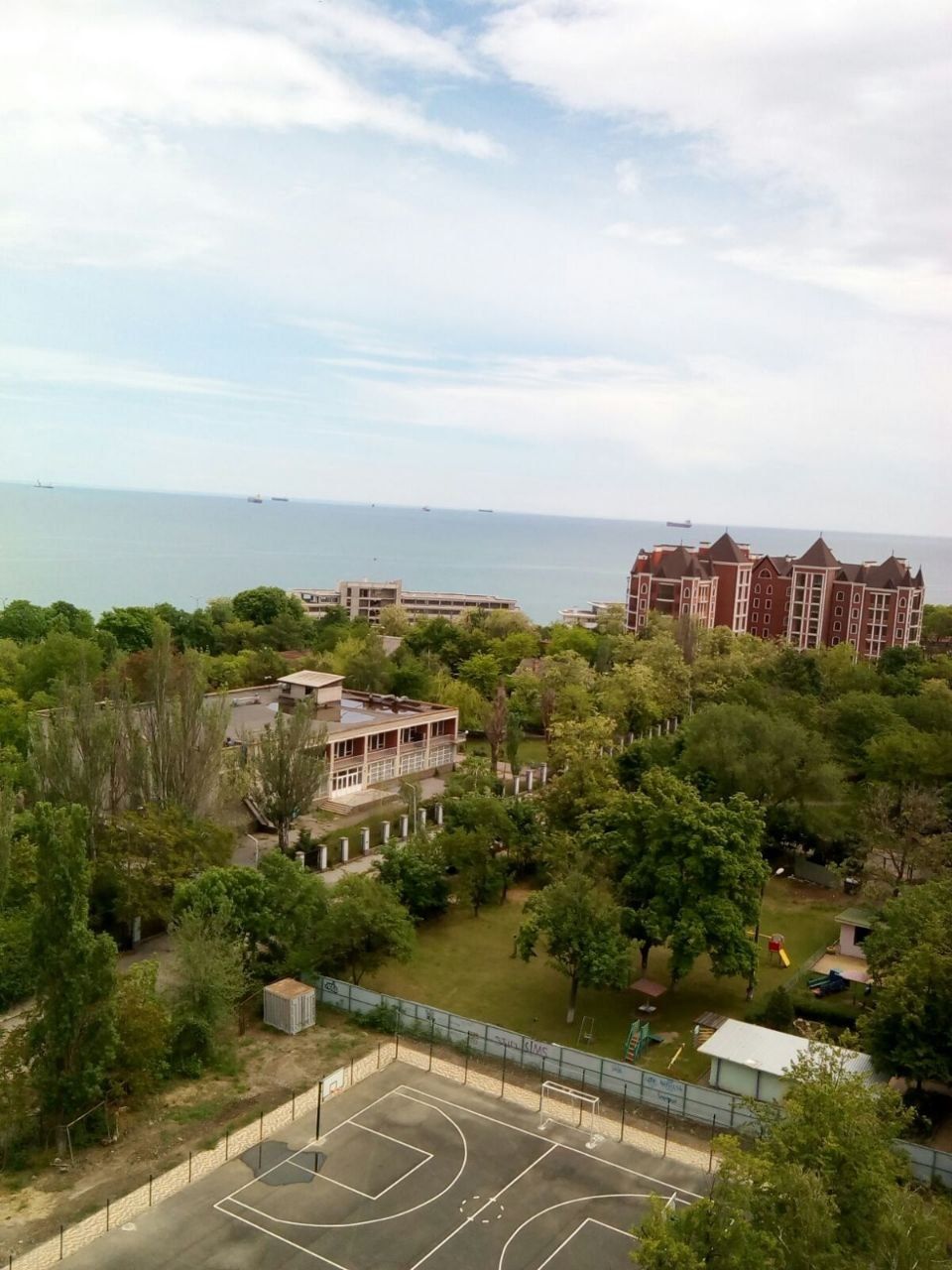 Сдам свою квартиру (номер) у моря пер. Хантадзе 4