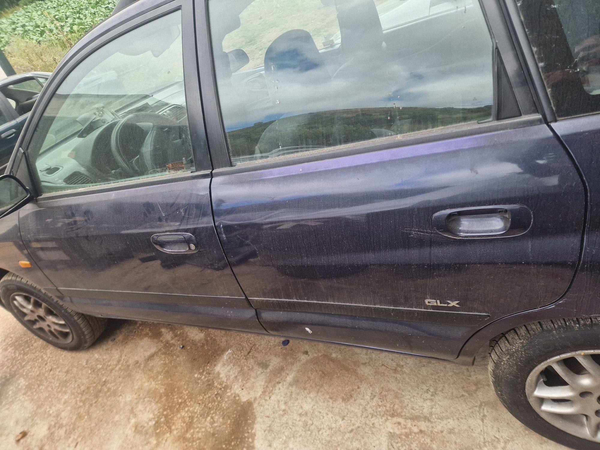 Mitsubishi space tar ano 99